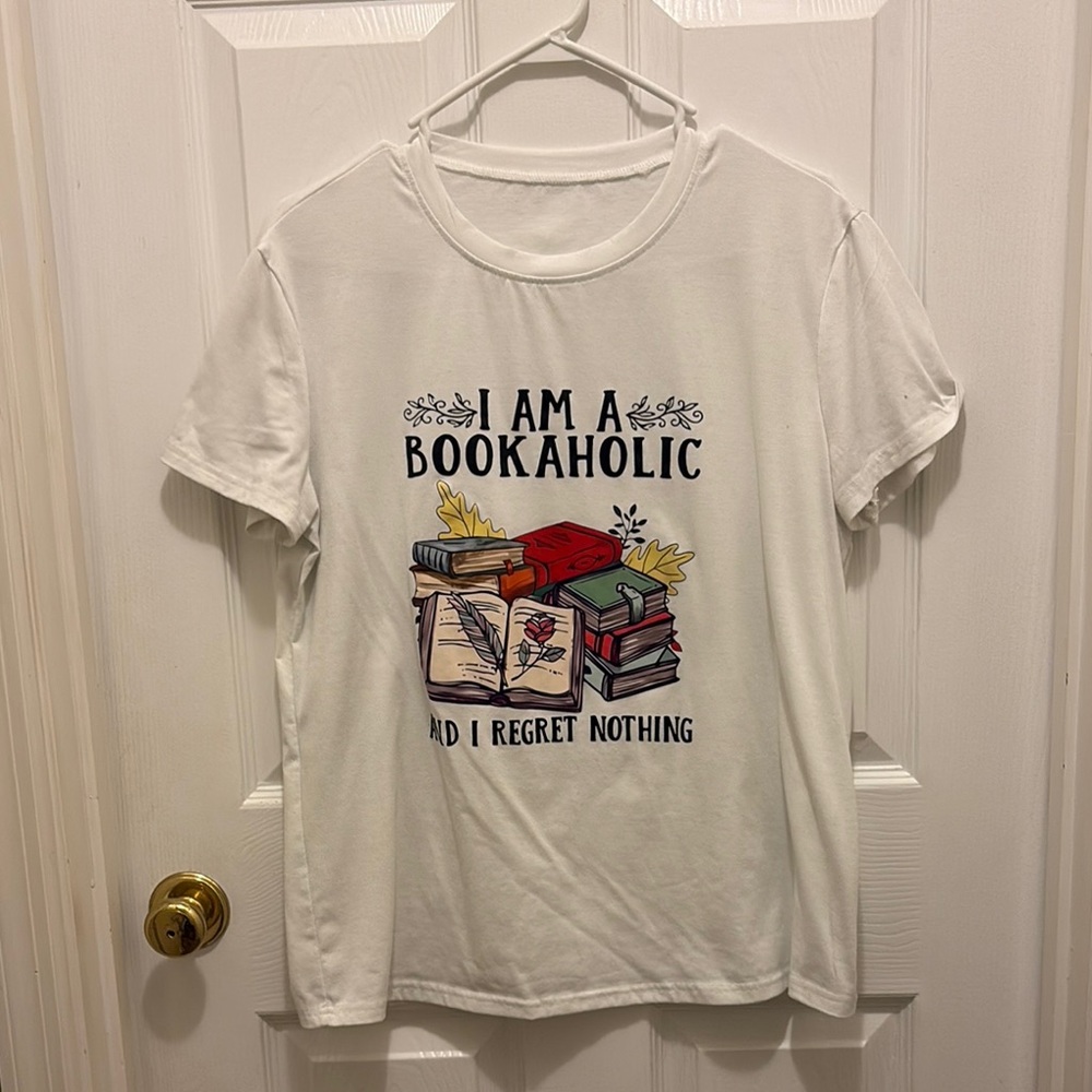 White Bookaholic Graphic T-Shirt